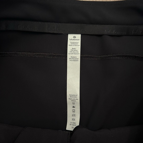 Lululemon On The Move Black Pants - Picture 3 of 10